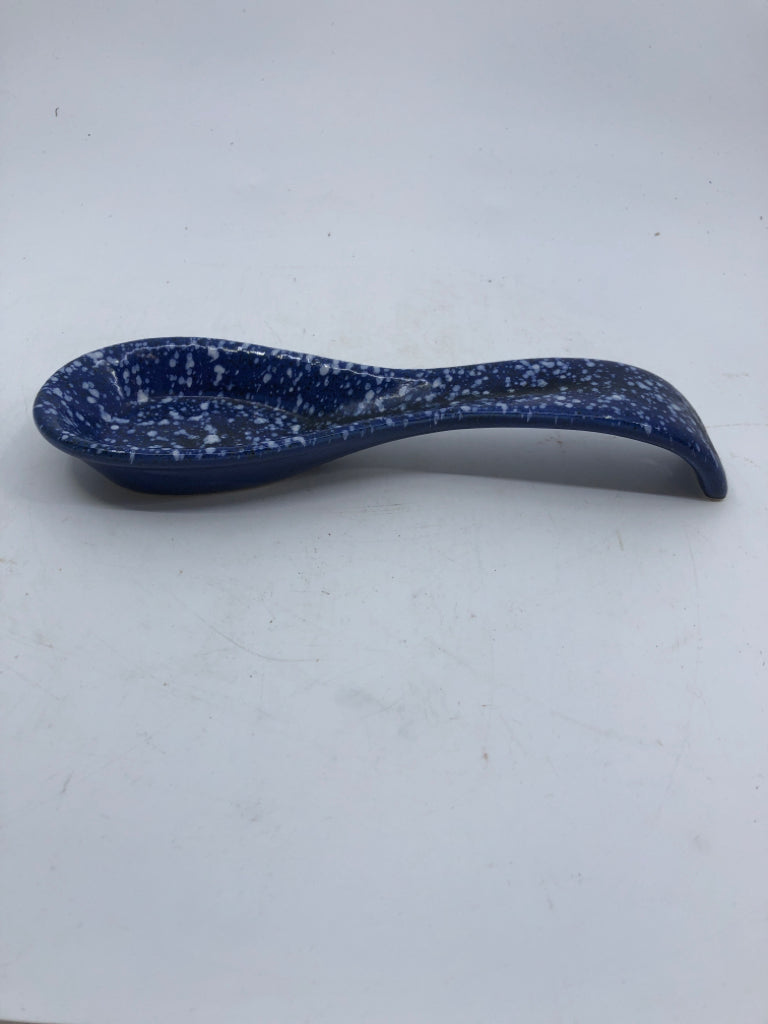 DARK BLUE SPONGE SPOON REST.