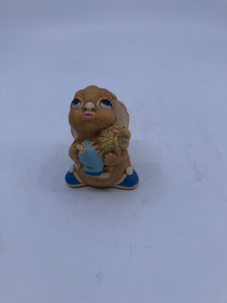 VTG PENDELFIN BUNNY IN BLUE SHORTS AND HOLDING LION.