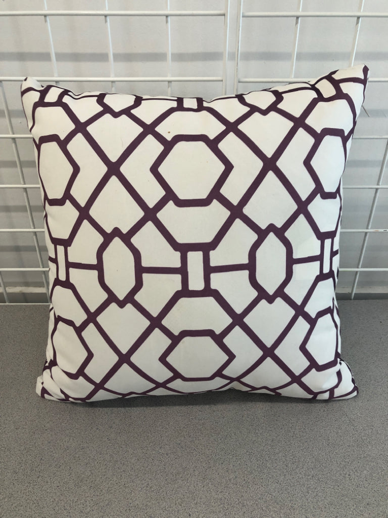 DOUBLE-SIDED PURPLE GEOMETRIC PILLOW.