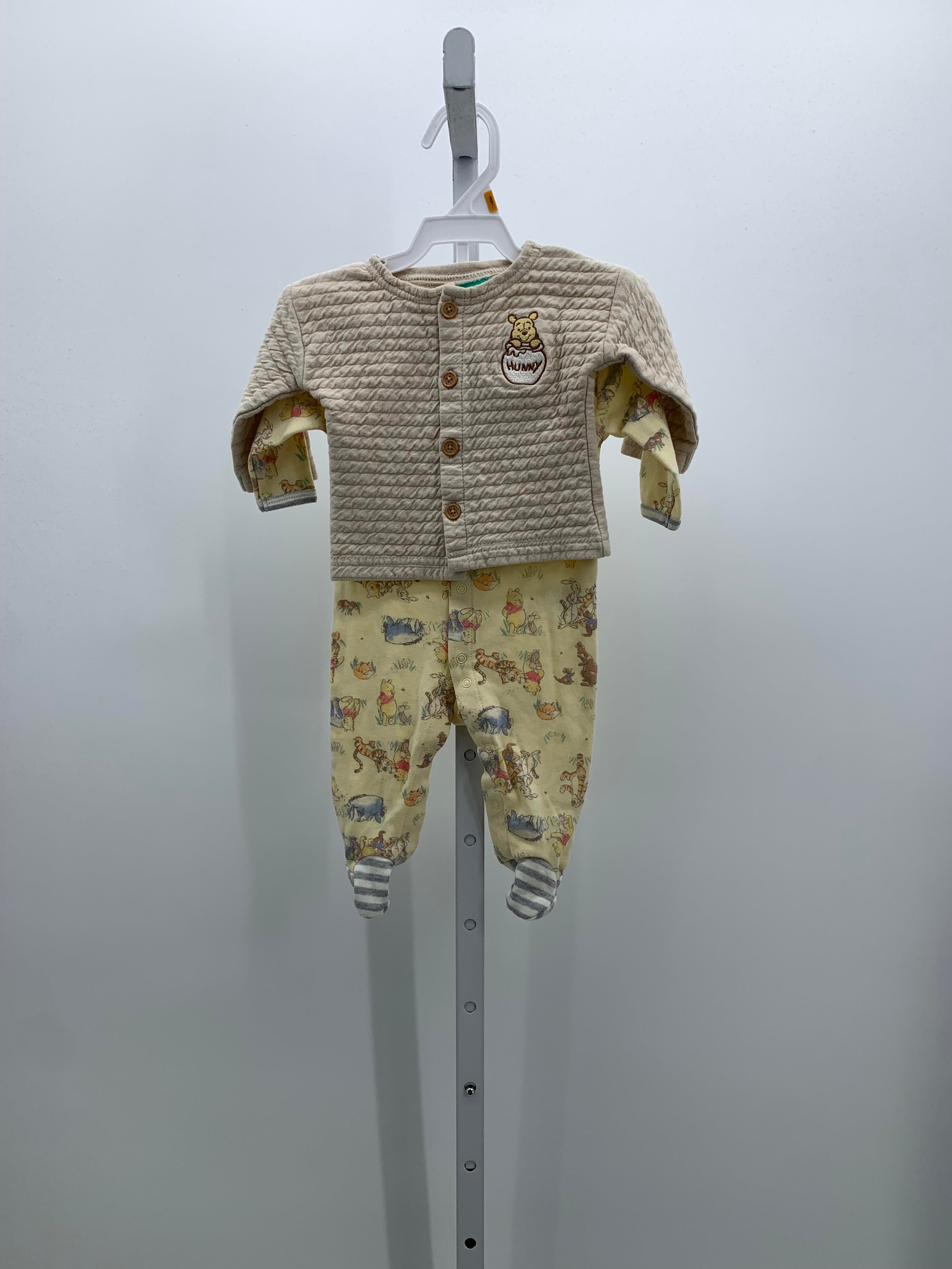 WINNIE THE POOH SWEATER AND ROMPER