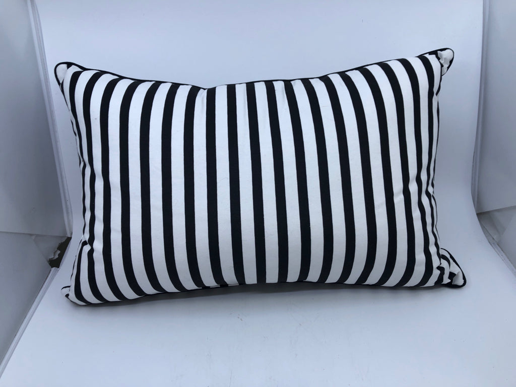 BLACK AND WHITE BOO RECTANGLE PILLOW.