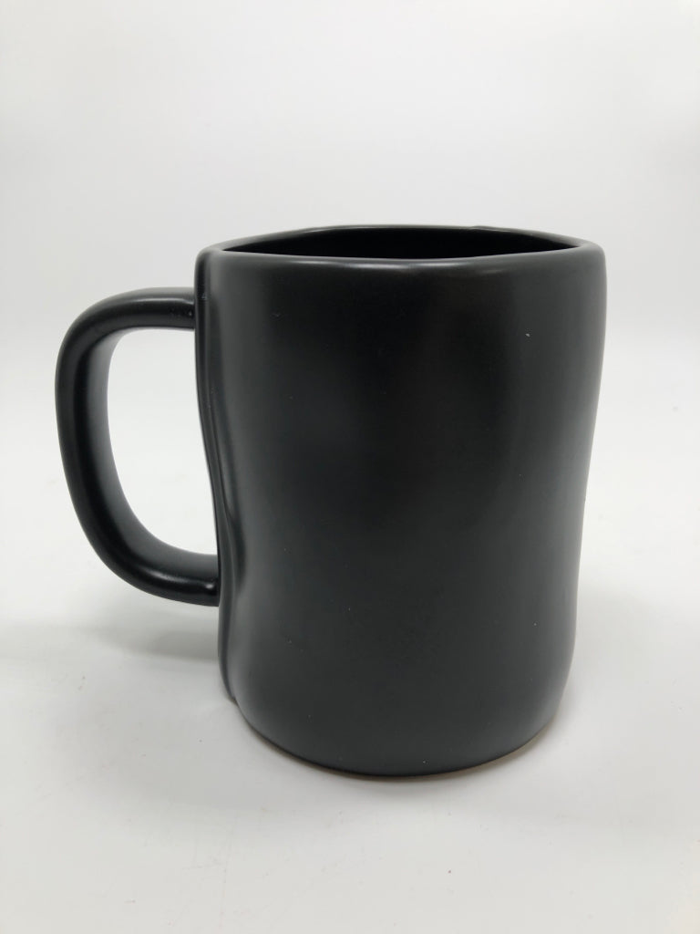 RAE DUNN "LAZY BONES" MUG.
