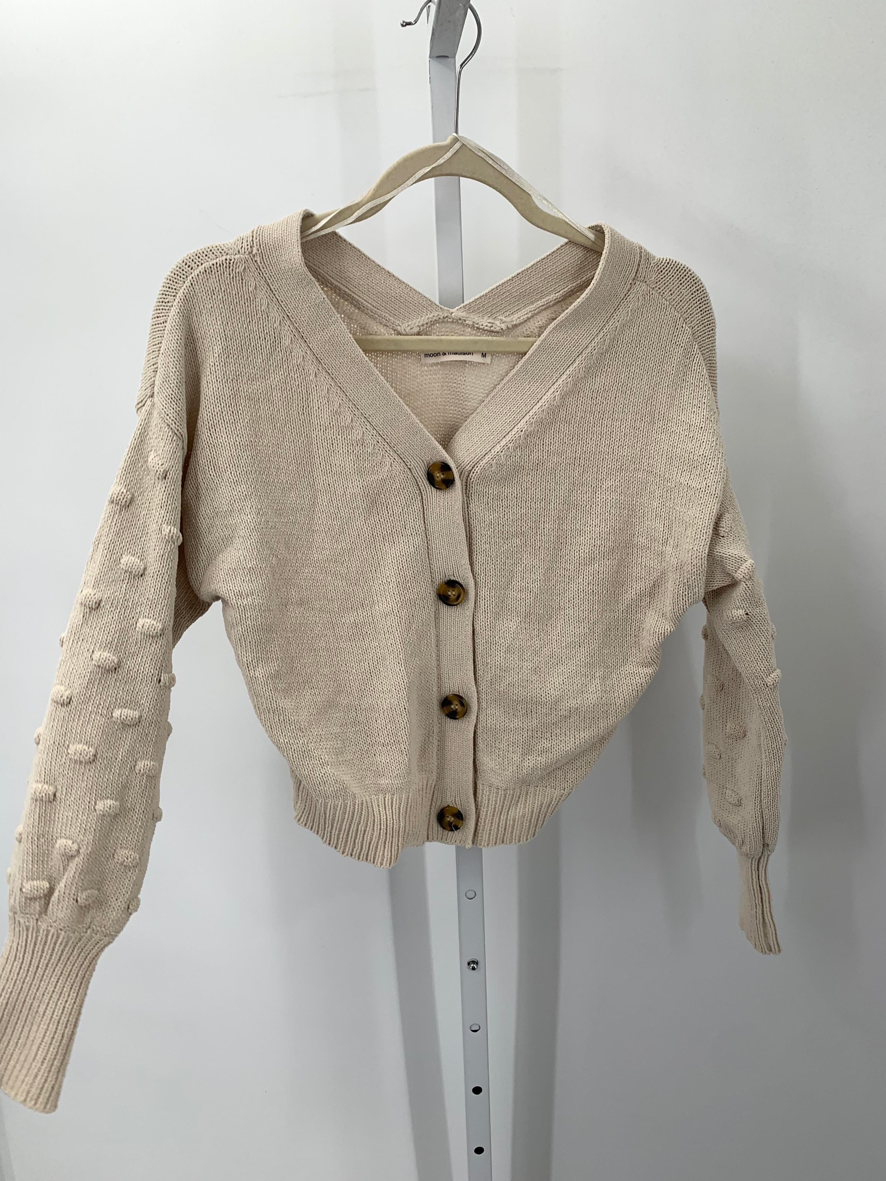 Size Medium Juniors Long Sleeve Sweater