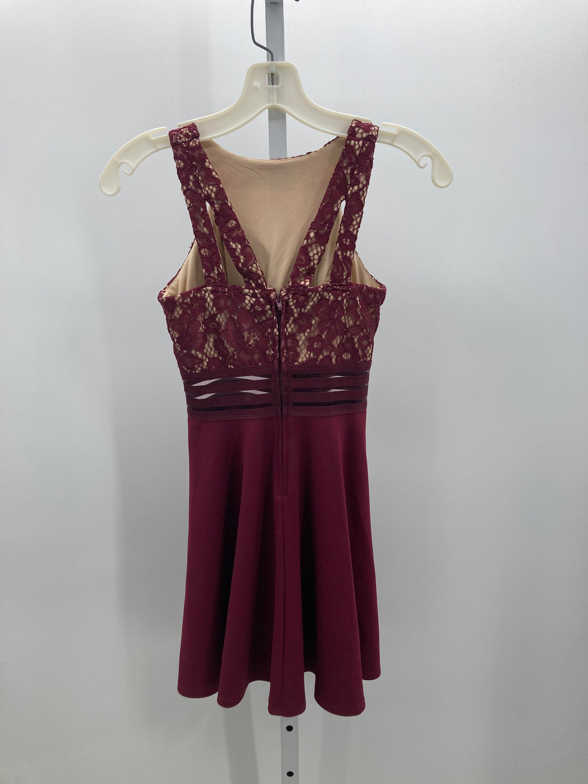 Speechless Size 0 Juniors Sleeveless Dress