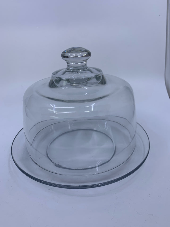 CLEAR GLASS CAKE PLATE W/ DOME.