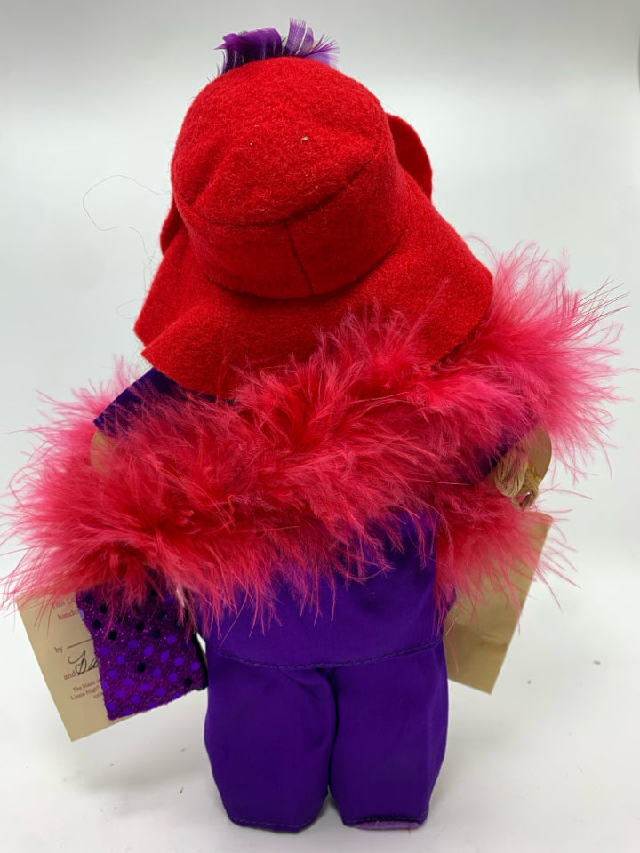 LIZZIE HIGH PURPLE DRESS FIGURINE.