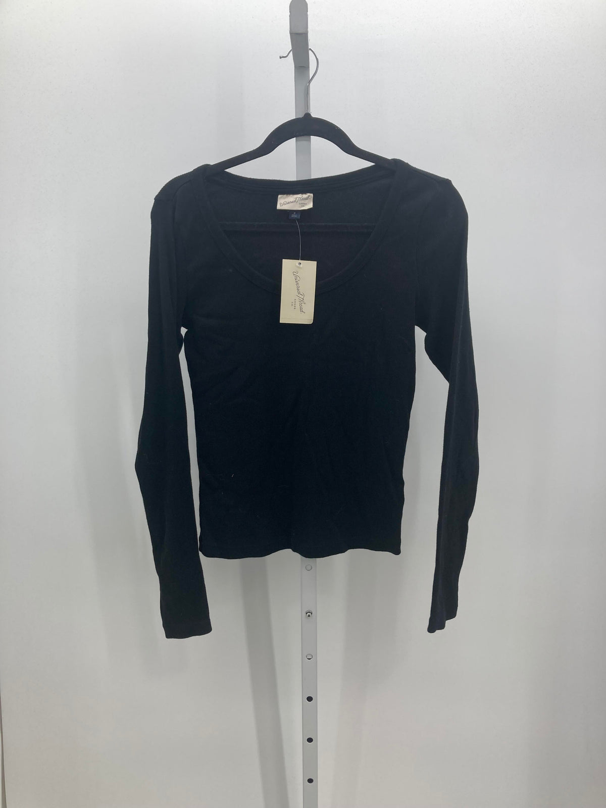 Universal Thread Size Medium Misses Long Sleeve Shirt