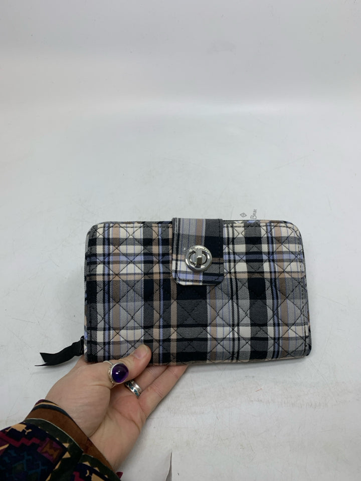 Vera Bradley RFID Turnlock Wallet in Cozy Plaid Neutral- New With Tags