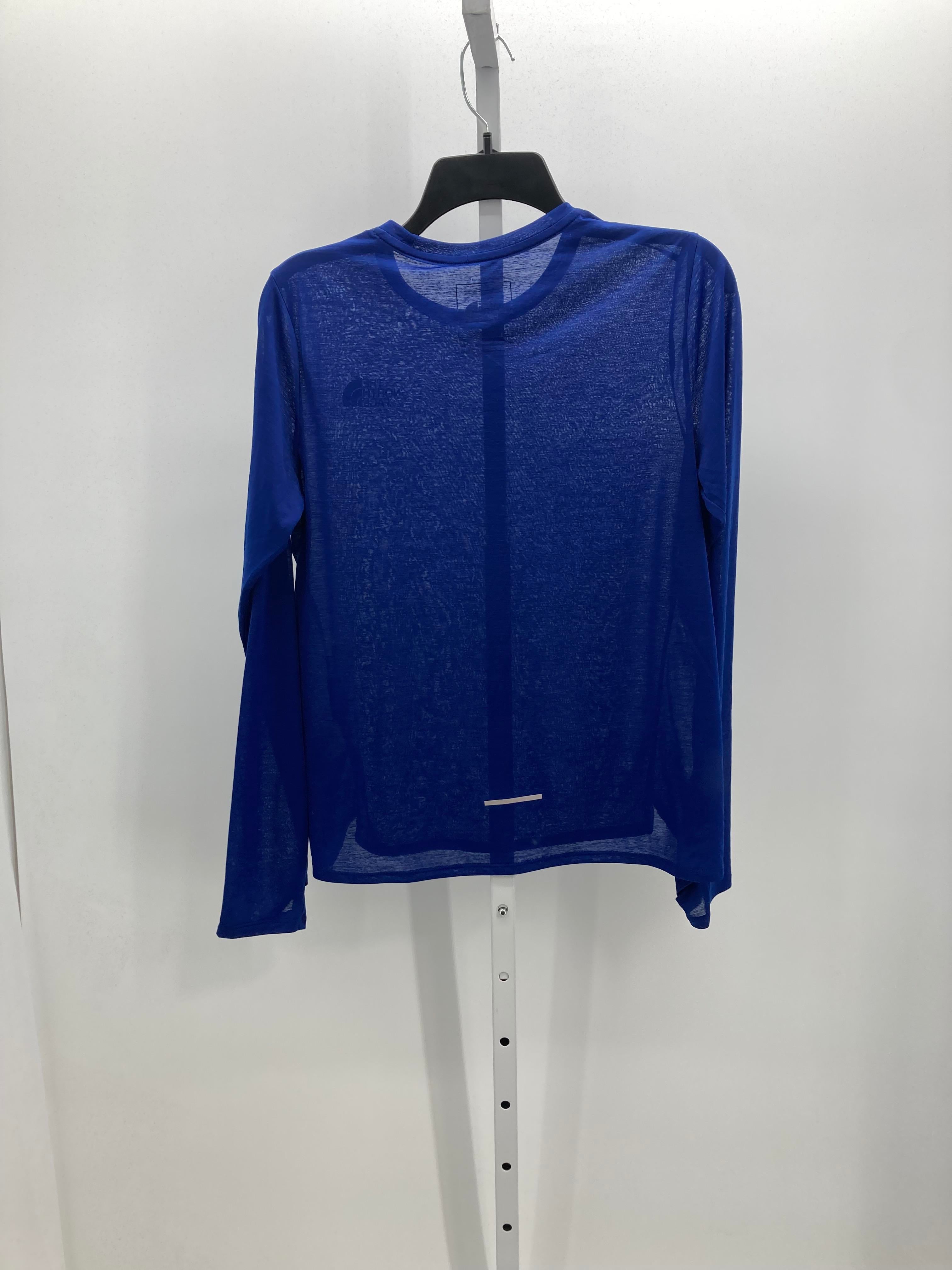 The North Face Size Medium Misses Long Sleeve Shirt