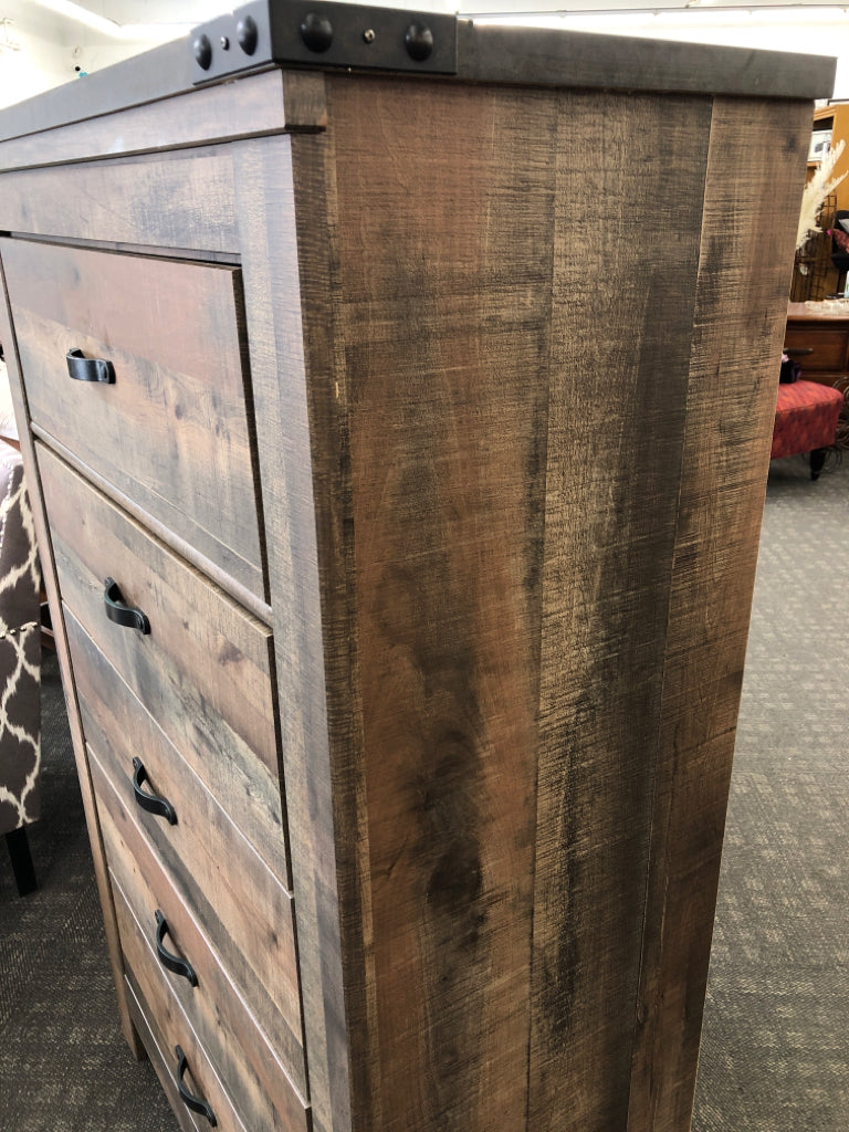 RUSTIC 5-DRAWER DRESSER W/METAL ACCENTS ASHLEY FURNITURE.
