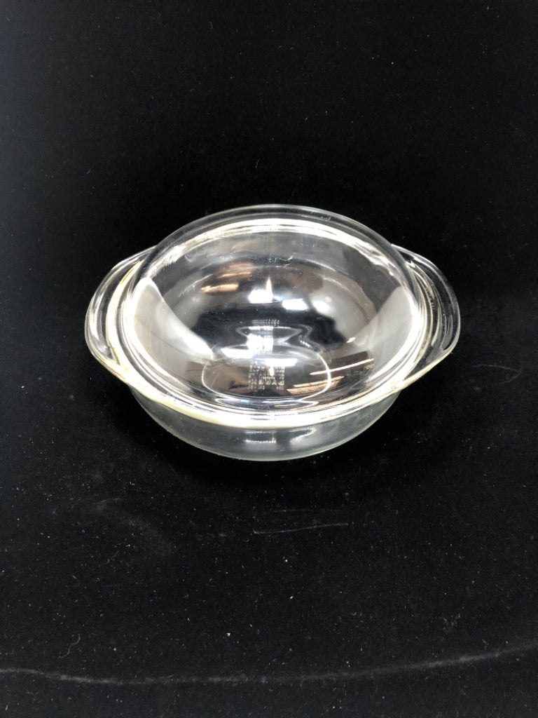 CLEAR PYREX BOWL W/LID.