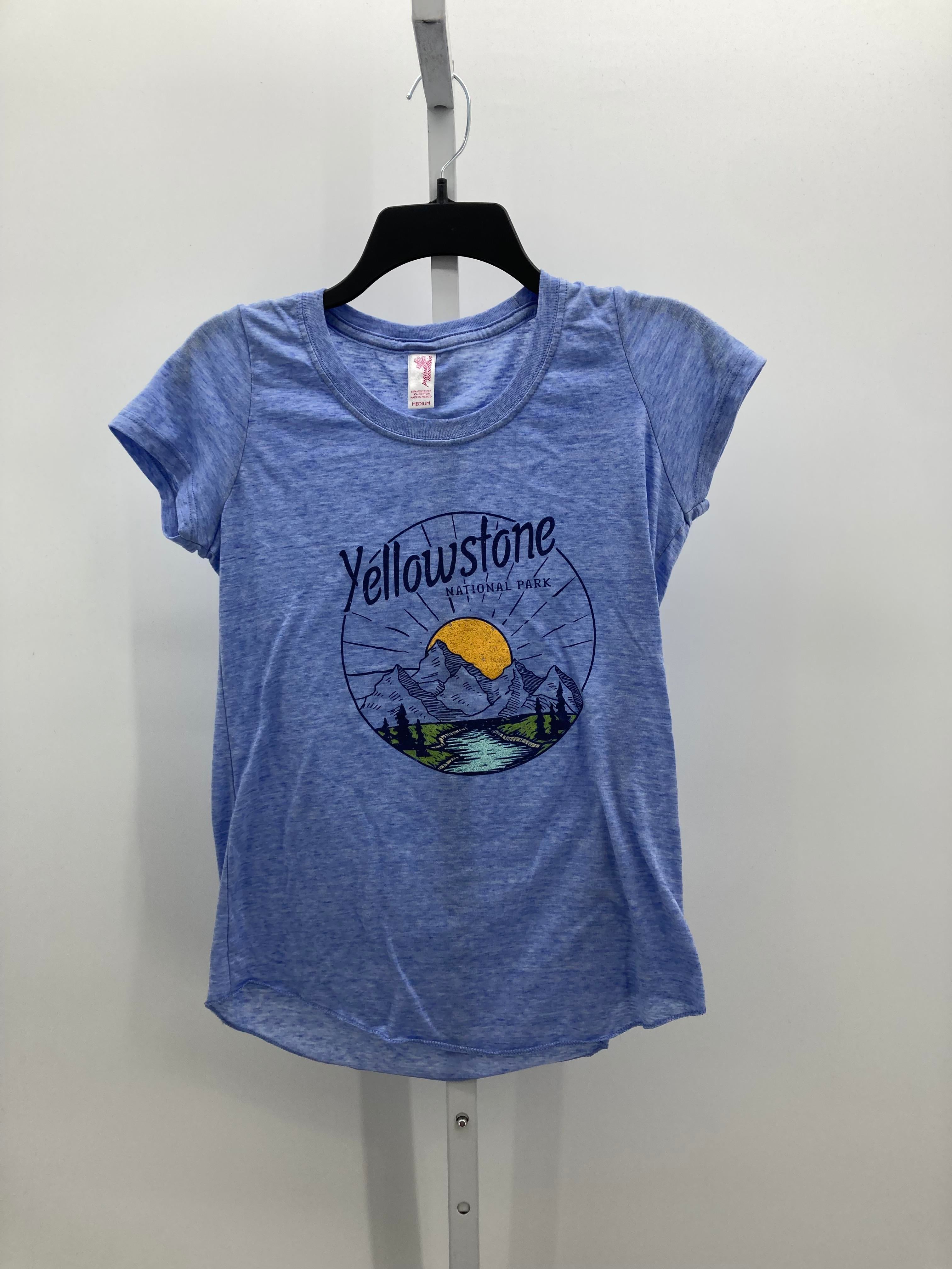 Size Medium Juniors Short Sleeve Shirt