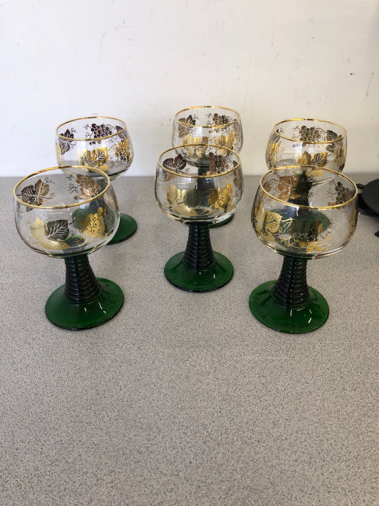10 PC VTG GERMAN WINE DECANTER AERATOR W 6 GREEN GLASSES, STAND AND EXTRA AERATO