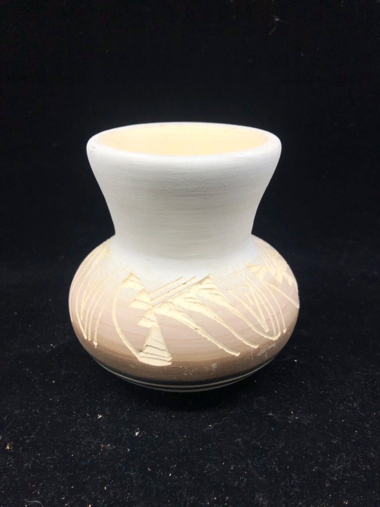 WHITE OMBRE CARVED POTTERY VASE.