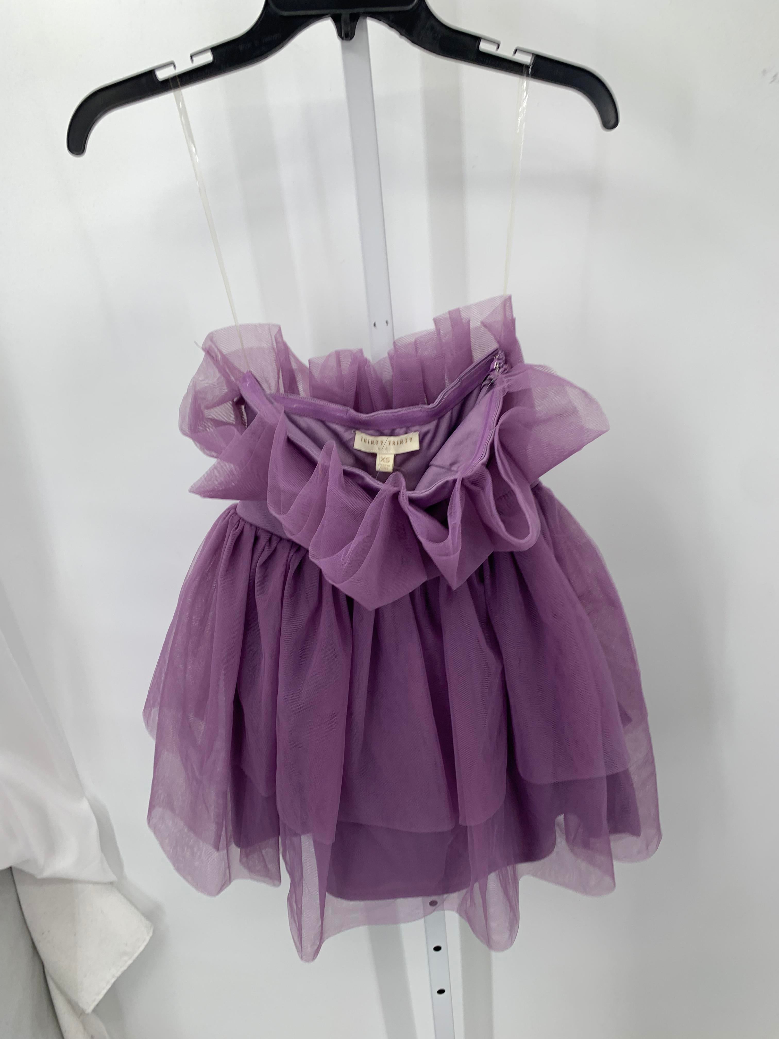 Size X Small Juniors Sleeveless Dress