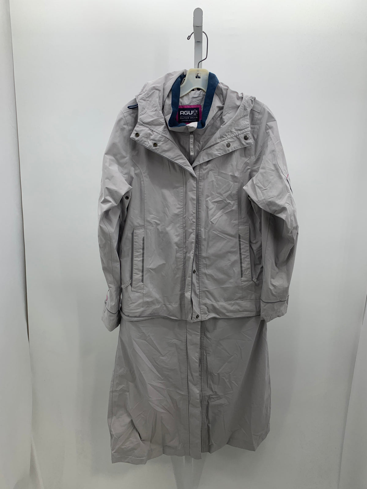 Size Small Misses Lightweight Jacket