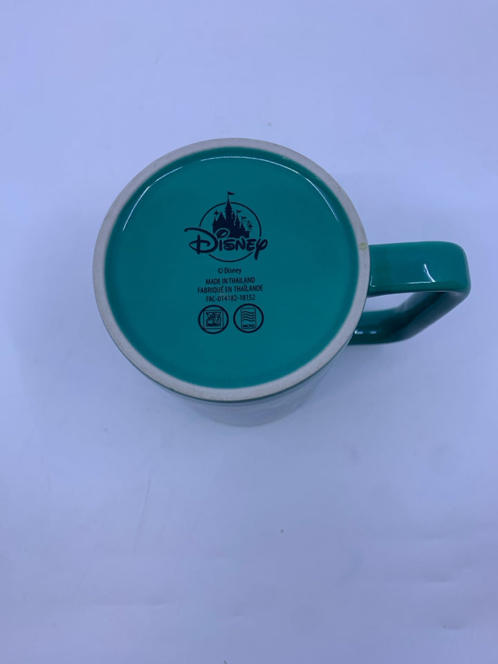 CHRISTMAS STITCH MUG.