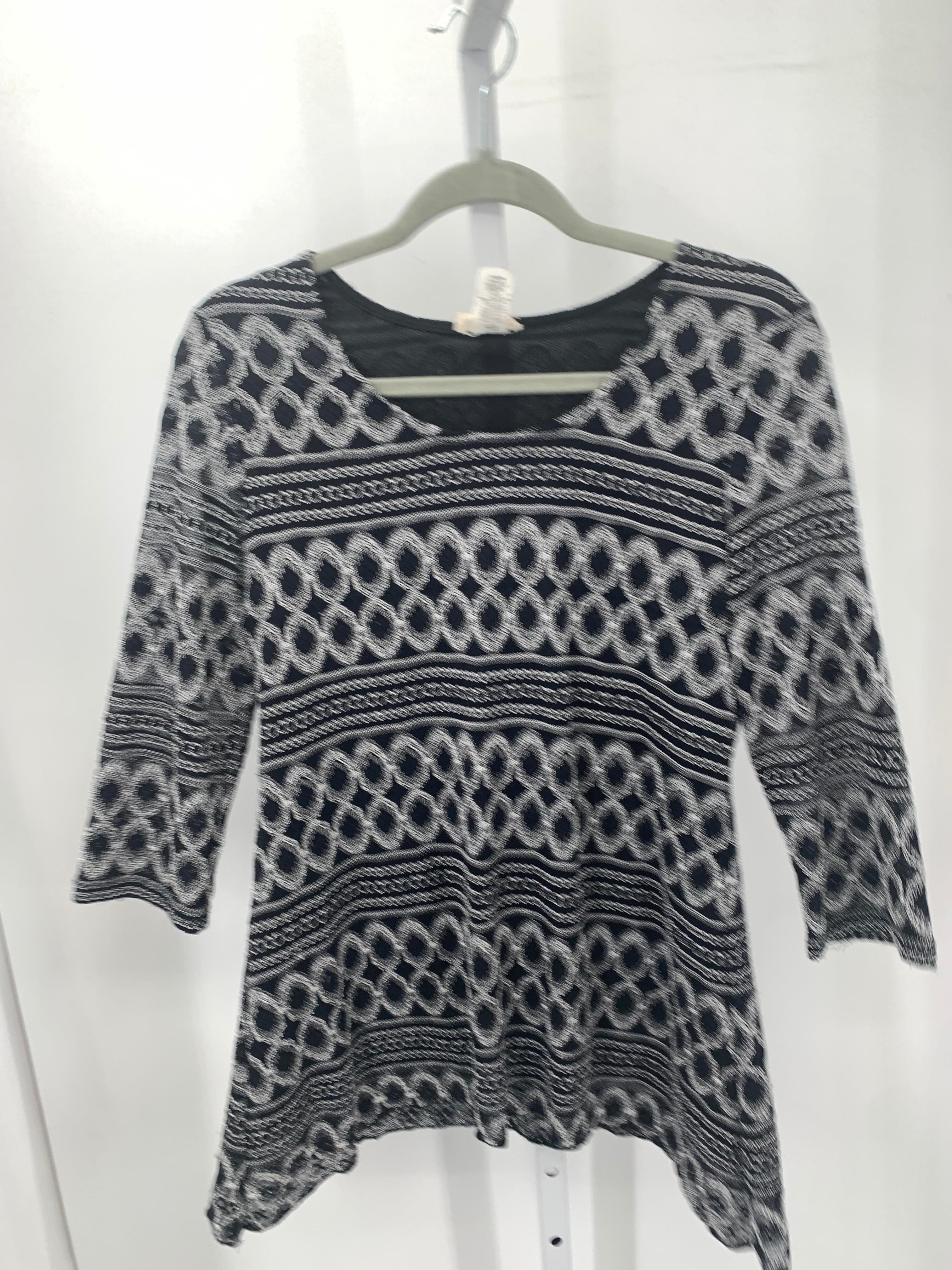 Brittany Black Size Medium Misses 3/4 Sleeve Shirt