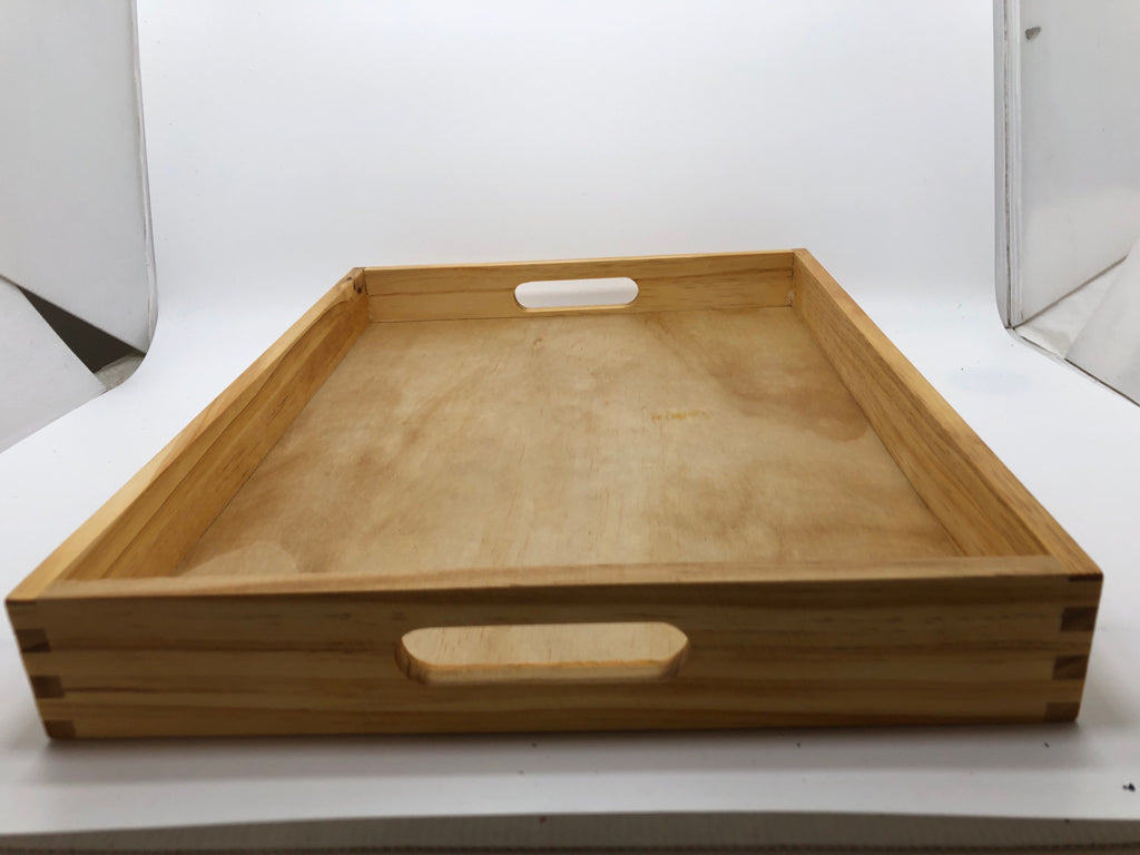 LIGHT WOODEN TRAY W/HANDLES.