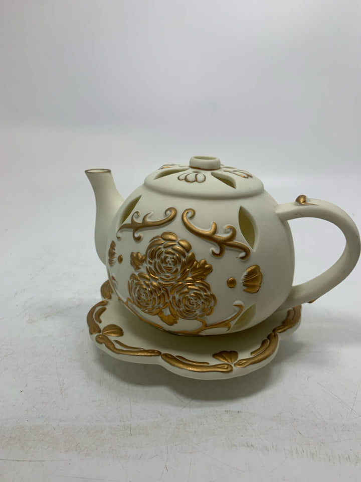 2 PC PIERCED TEAPOT W/ GOLD EMBOSSED ROSES VOTIVE CANDLE HOLDER.