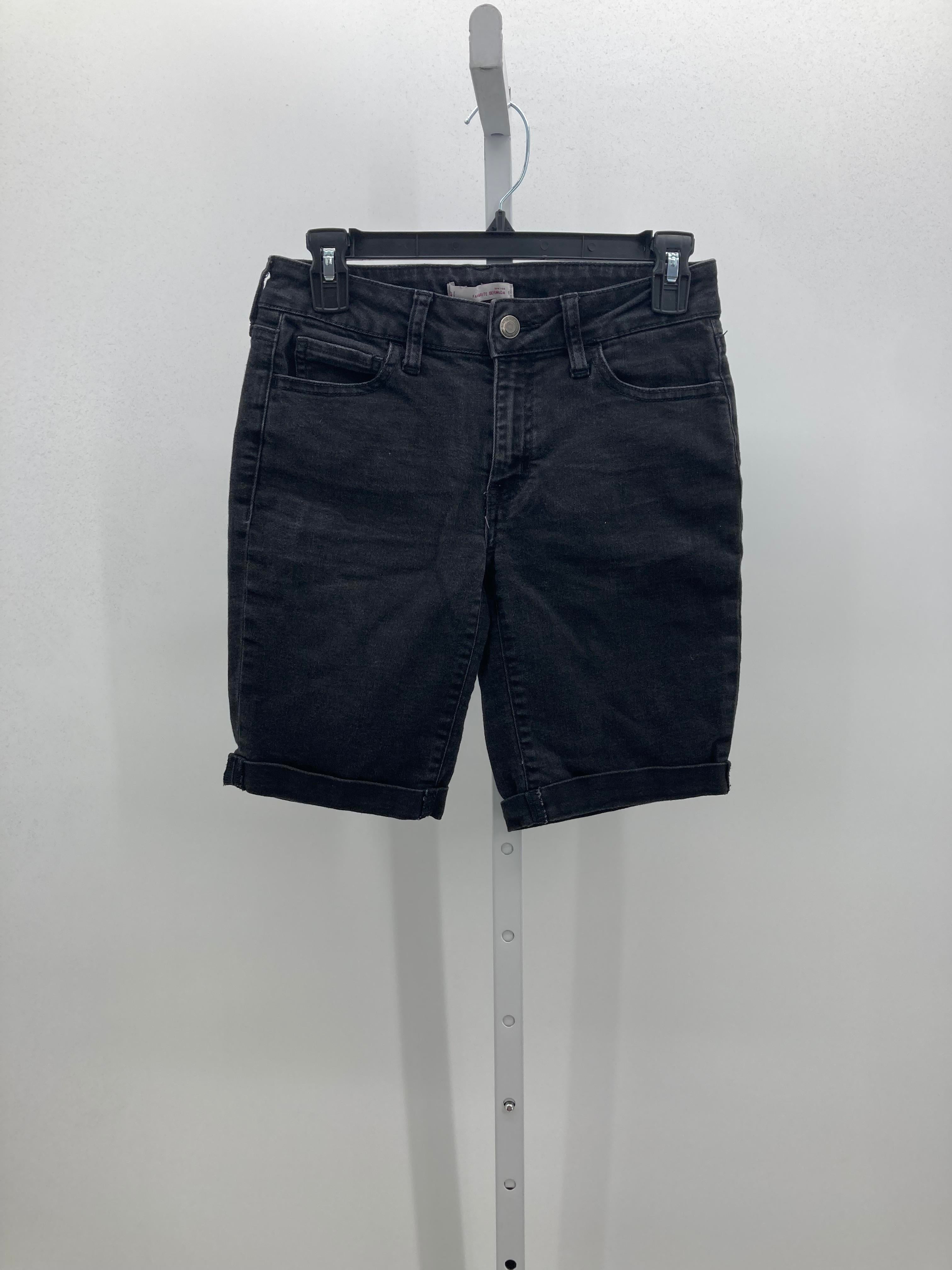 SO Size 5 Juniors Shorts