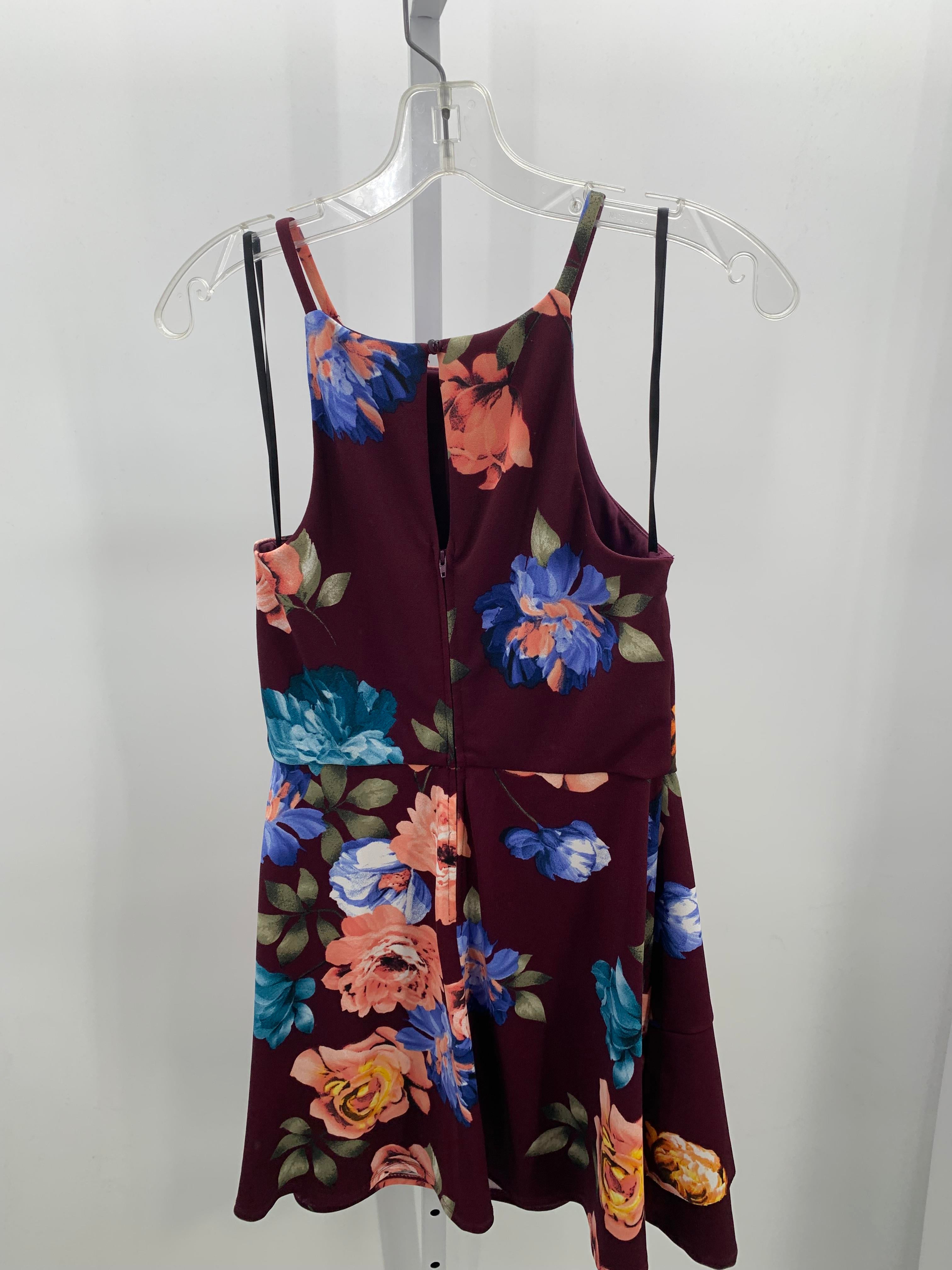 BCX Size 7 Juniors Sleeveless Dress