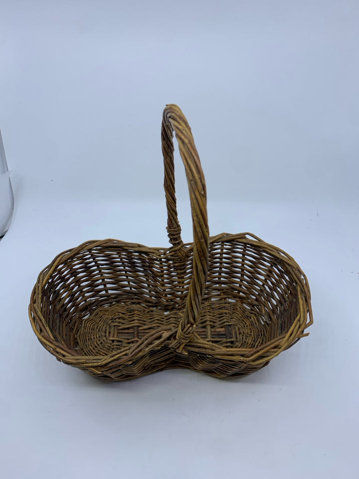 WOVEN STICK BASKET BOW Shaped.