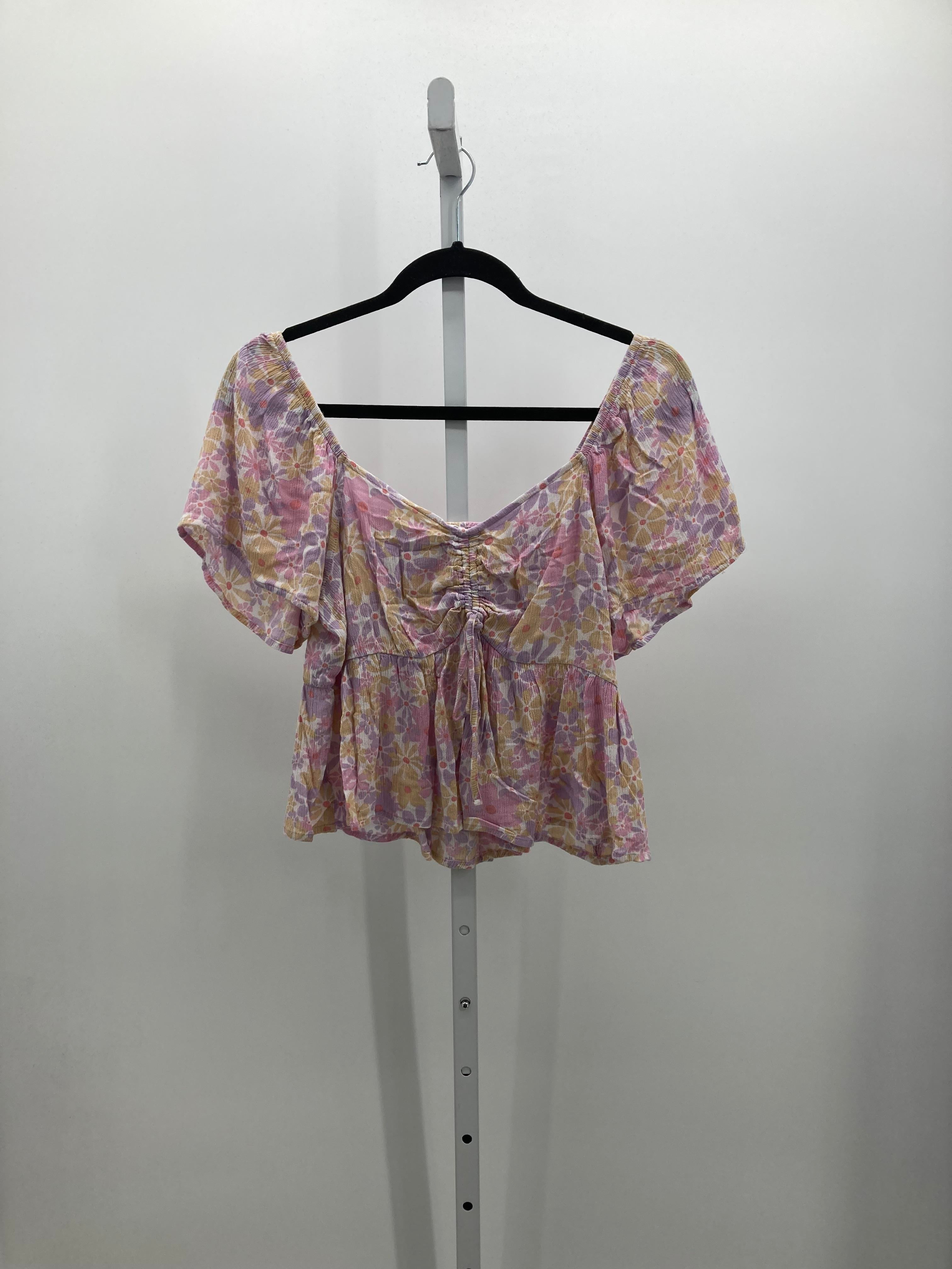 Hippie Rose Size Extra Large Juniors Short Sleeve Shirt