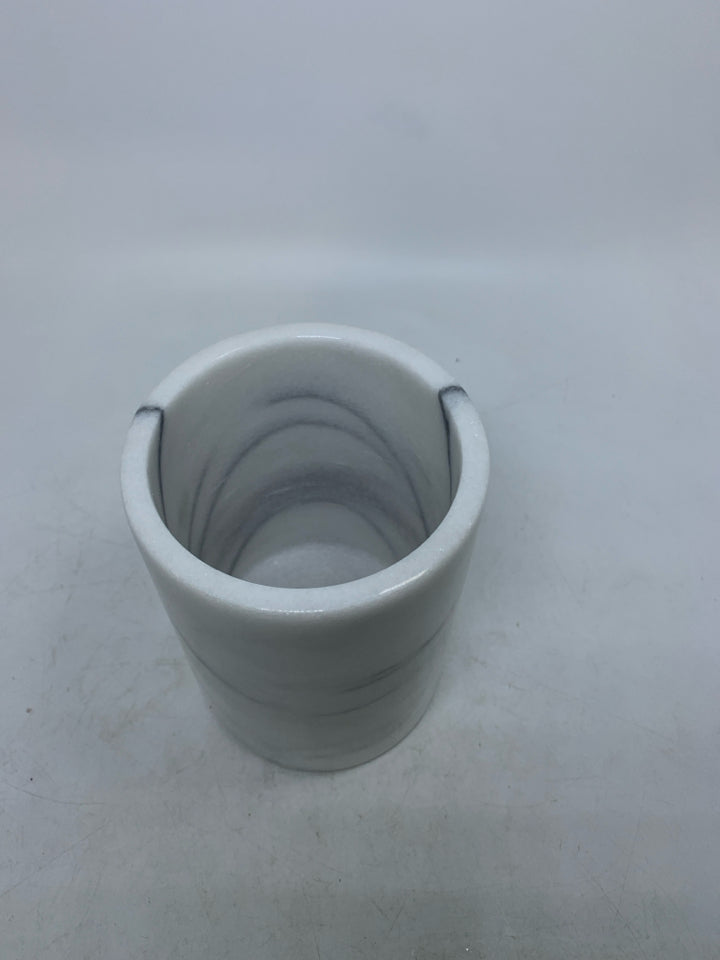 HEAVY MARBLE UTENSIL HOLDER.