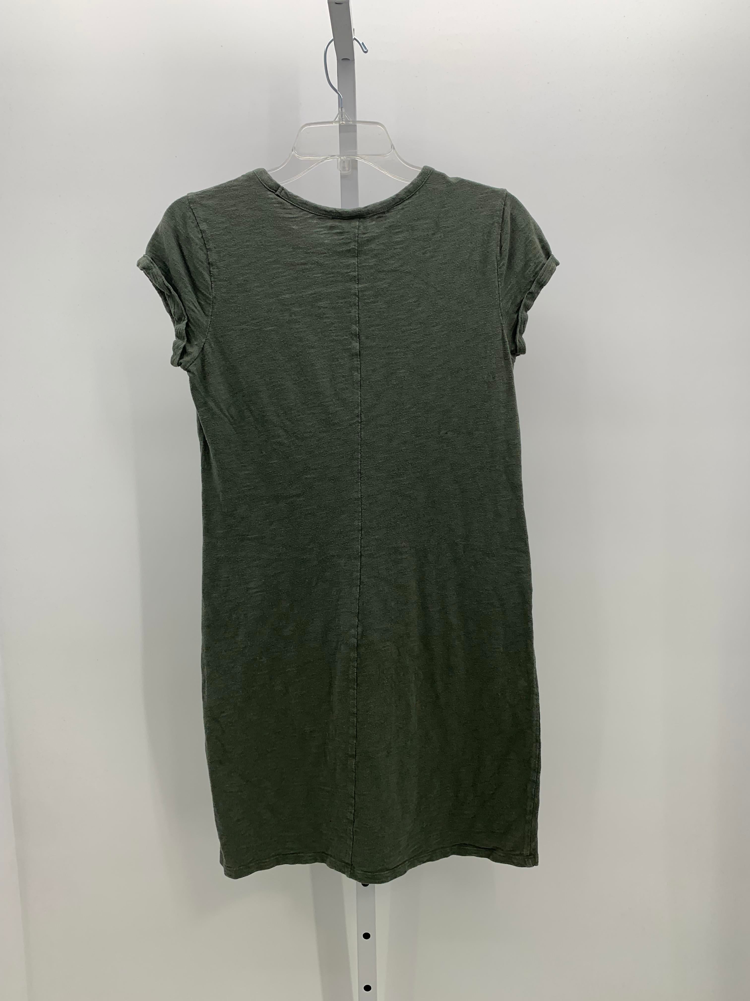 Gap Size Small Misses Short Sleeve Dress