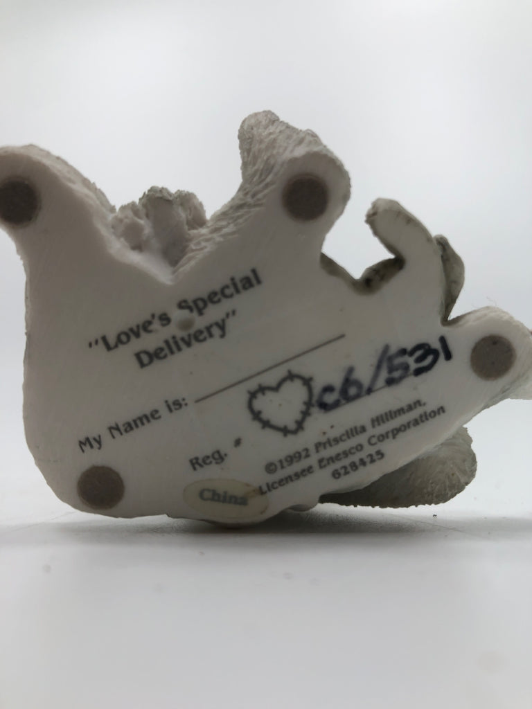 LOVES SPECIAL DELIVERY KITTY FIGURINE.