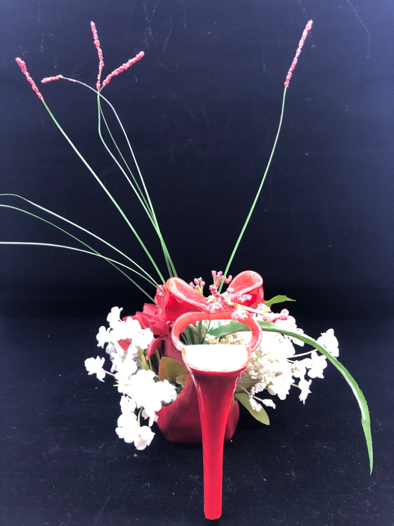 RESIN RED HIGH HEEL W/ FAUX BOUQUET.