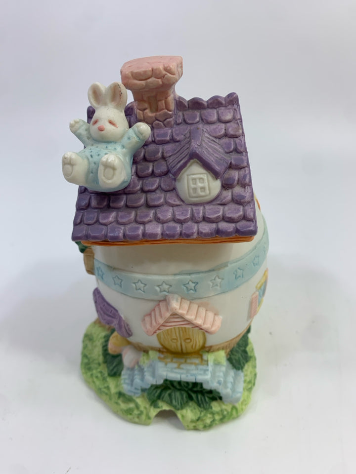 VARIETY STORE EGG FIGURINE.