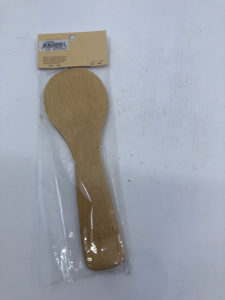 NIP HAWAIIAN RICE PADDLE.