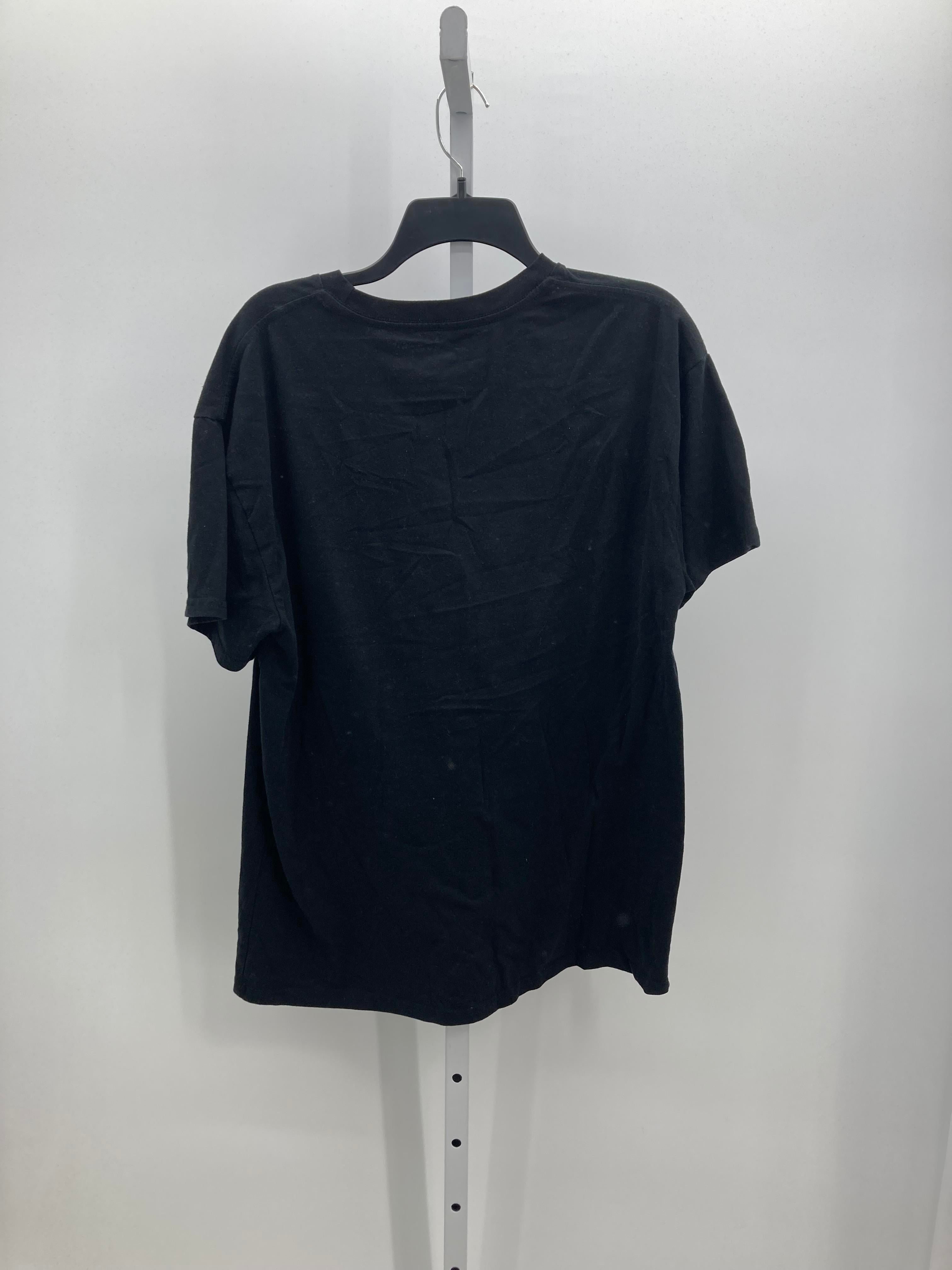 Size Large Juniors Short Sleeve Shirt