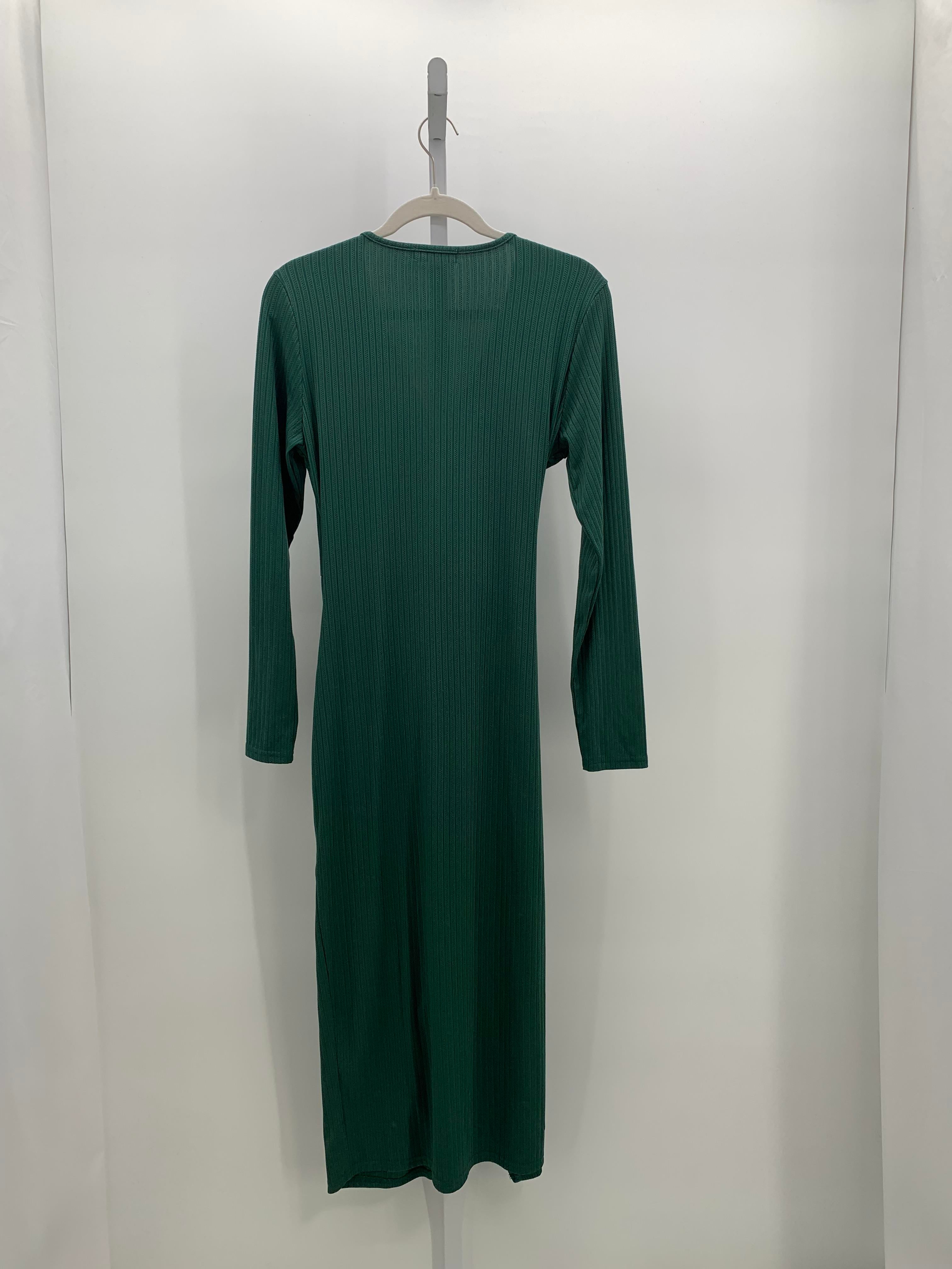 Size Medium Misses Long Sleeve Dress