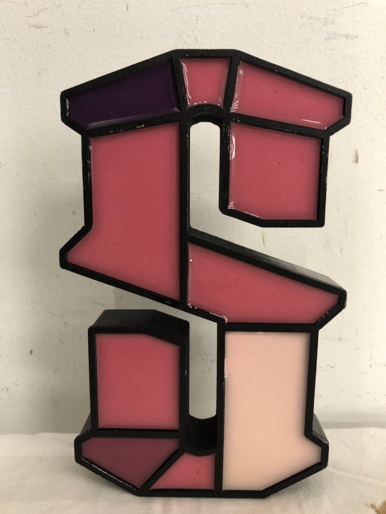 "S" PINK/BLACK STANDING SIGN ASHLAND.