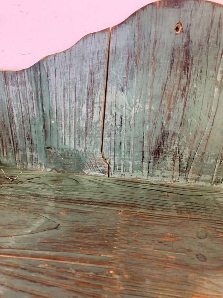 GREEN DISTRESSED WOOD 3 SHELF WALL HANGING.