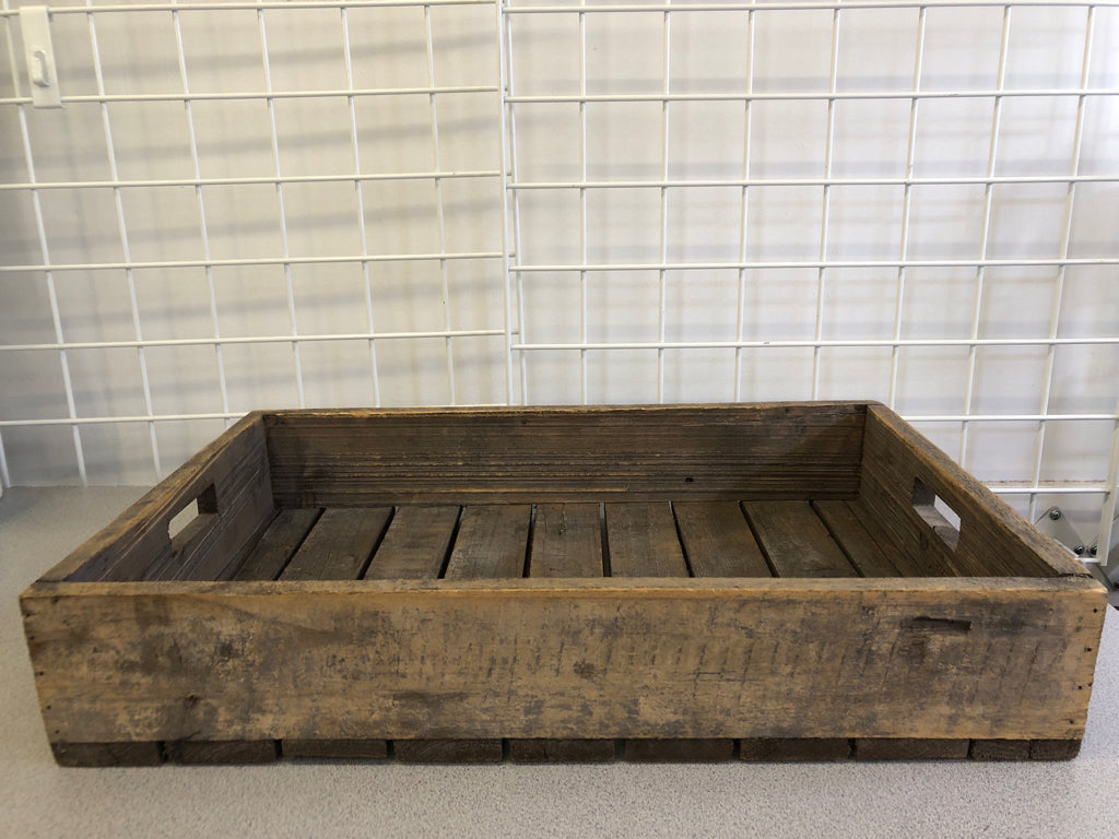 RUSTIC FARMERS MARKET SHALLOW WOOD CRATE.