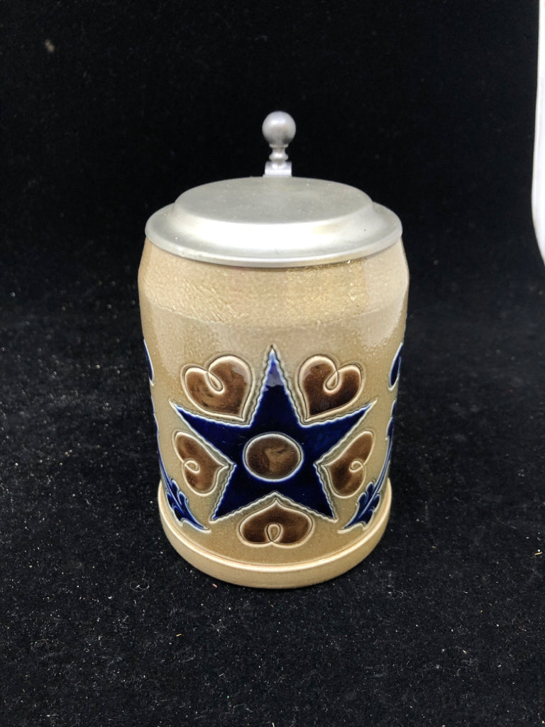 GREY AND BLUE SALT GLAZE BEER STEIN.