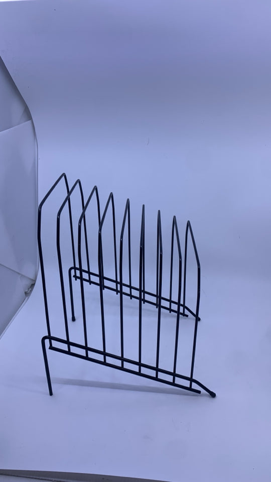 BLACK METAL DESKTOP FILE ORGANIZER.