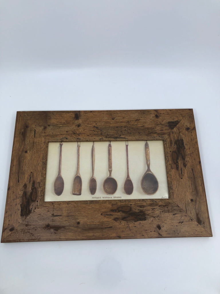 ANTIQUE WOODEN SPOONS IN WOOD FRAME.