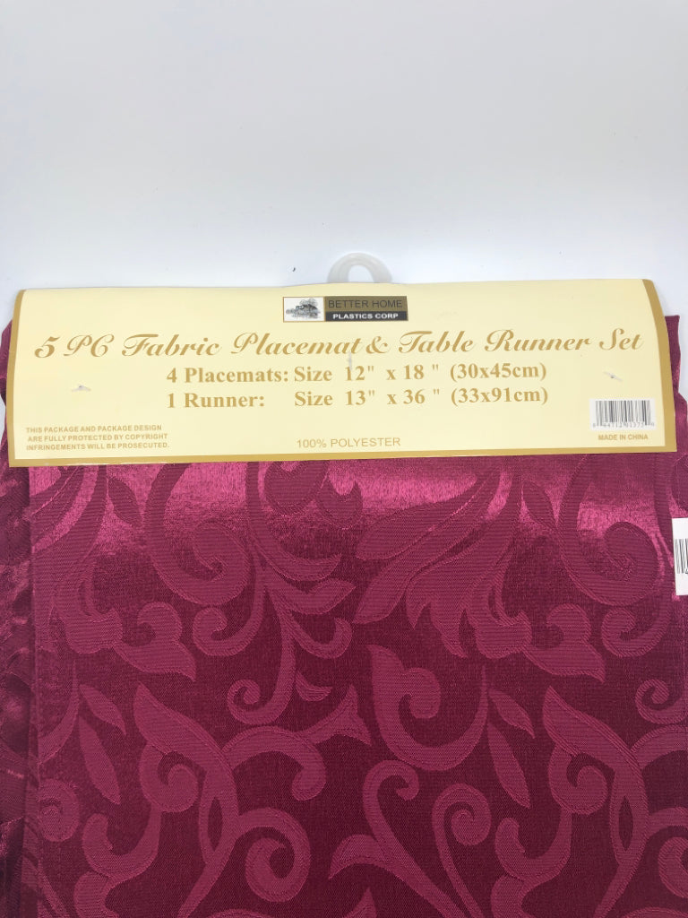 NIP 5PC RED PLACEMAT AND TABLE RUNNER SET.