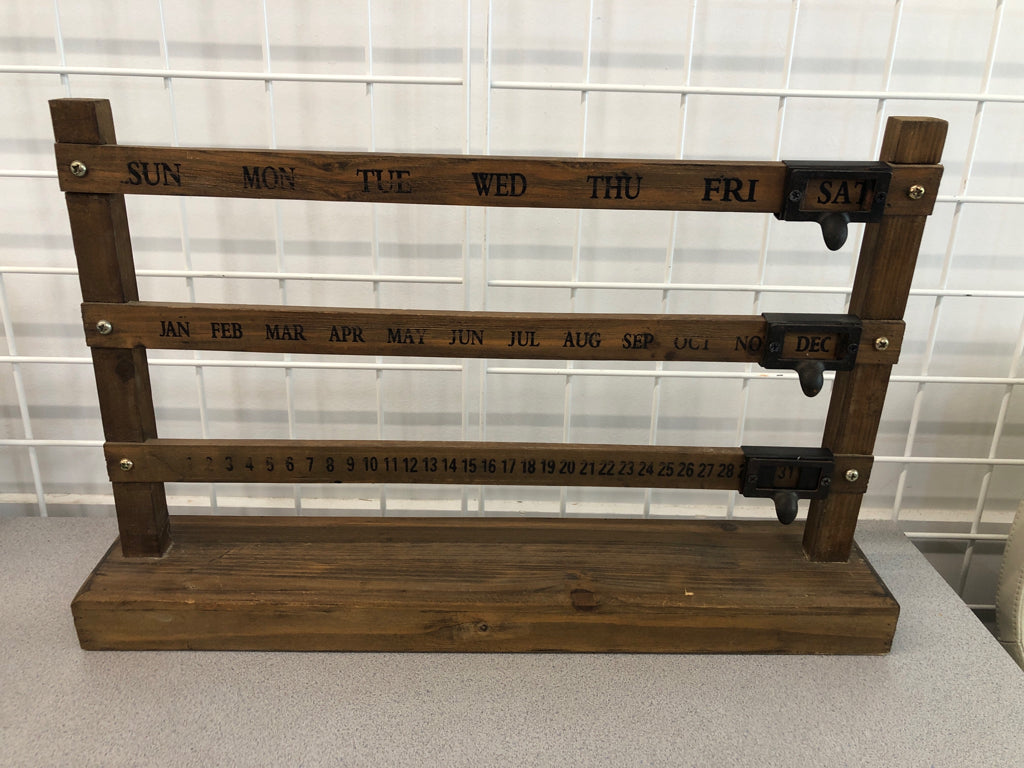 DISTRESSED WOODEN PERPETUAL CALENDAR.