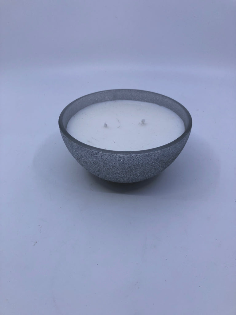 SILVER SPARKLE CANDLE POLAR FROST.