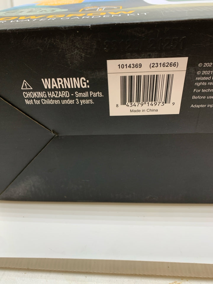 NIB DISCOVERY GLOW GROW INDOOR WATERING KIT.