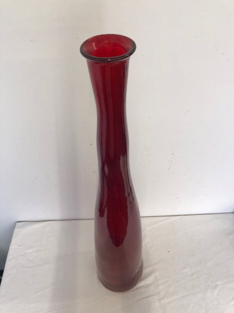 LARGE RED FLOOR VASE.