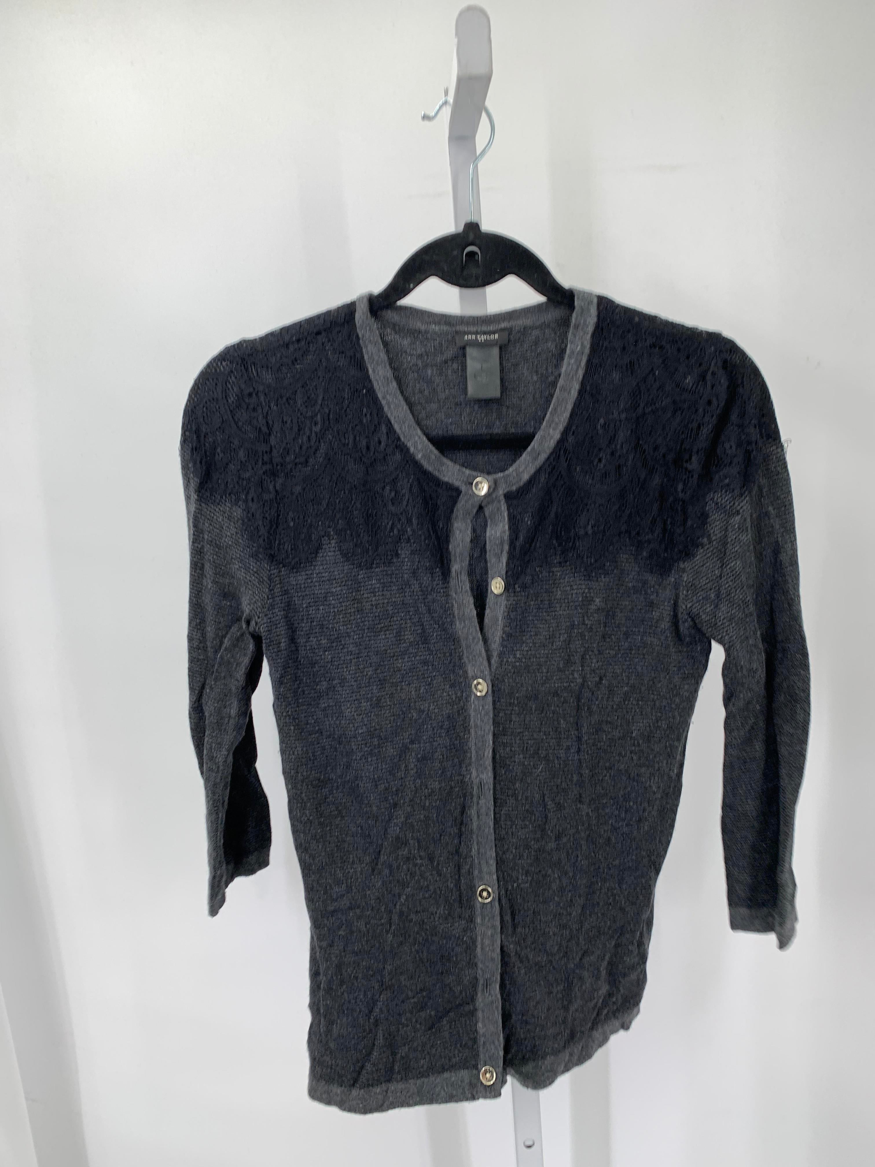 Ann Taylor Size Medium Misses 3/4 Sleeve Sweater