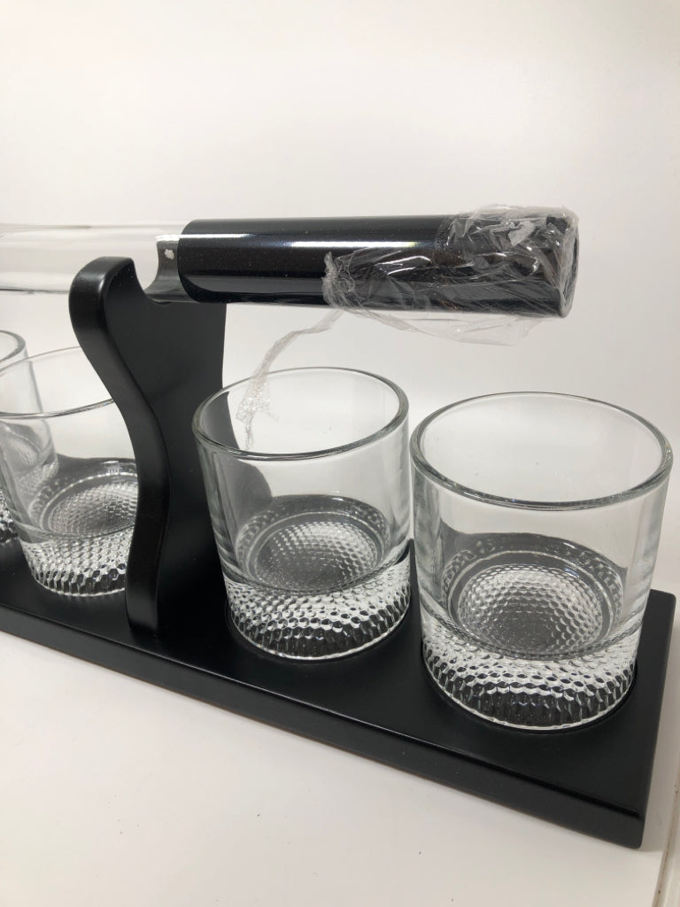 NIB GOLF CLUB DECANTER + 4 GLASSES-  THE WINE SAVANT.