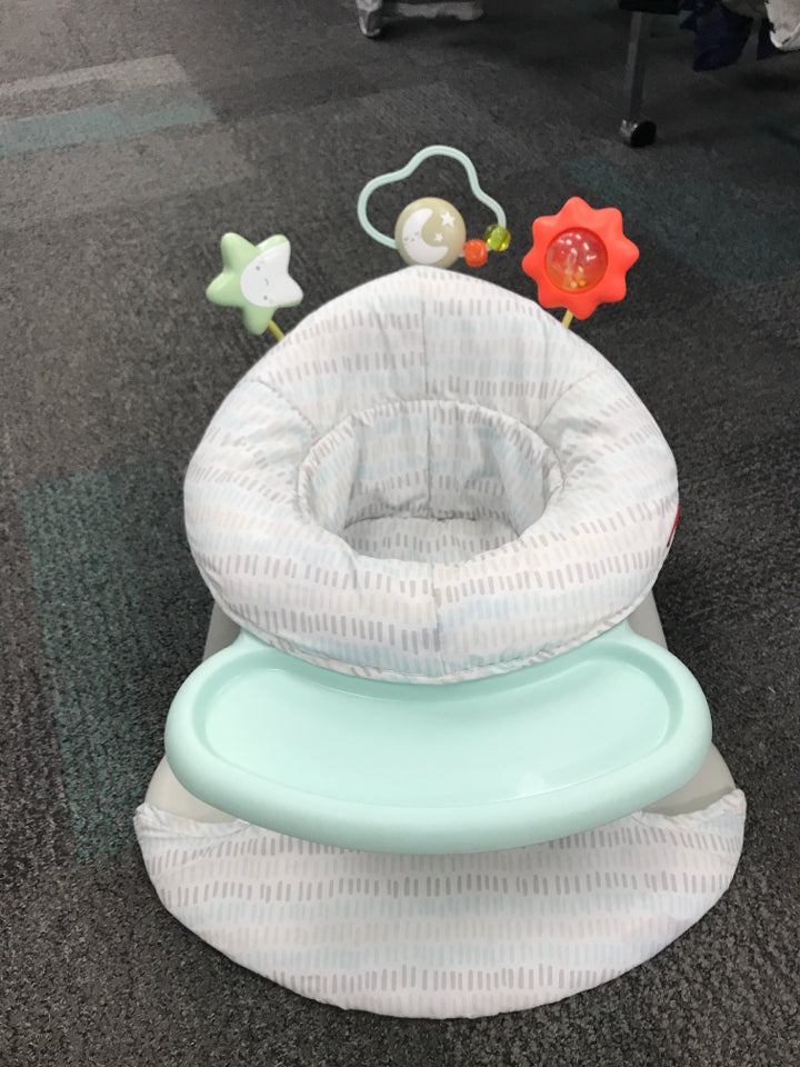 Skip Hop Baby Seat Silver Lining 2-in-1 Sit-up Chair & Activity Floor Seat